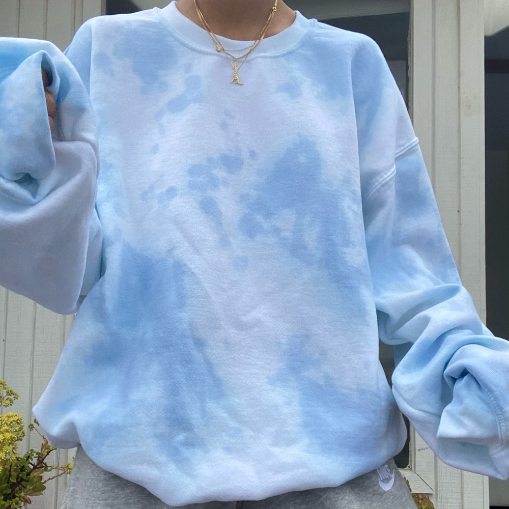TIE DYE SWEATER
